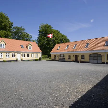 Munkebjerg Bed & Breakfast-3